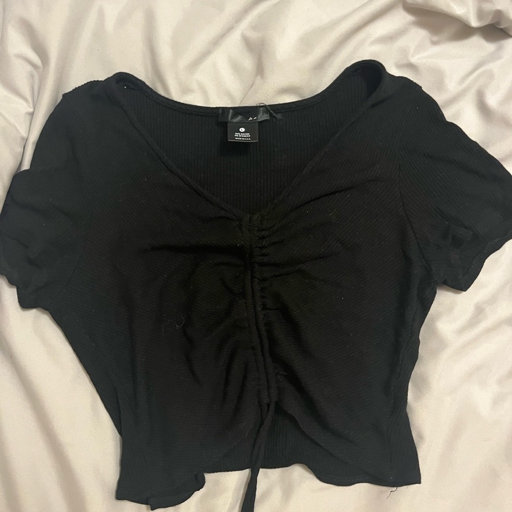 aqua bloomingdale’s black V neck adjustable drawstring short sleeve crop top